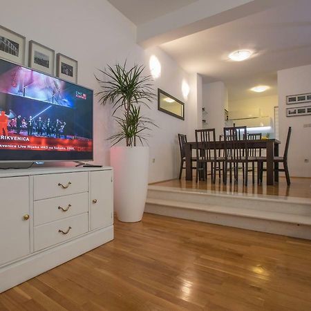 Apartament Andor - Lux, Two Beautiful Terraces With Sea & Sunset View Makarska Zewnętrze zdjęcie