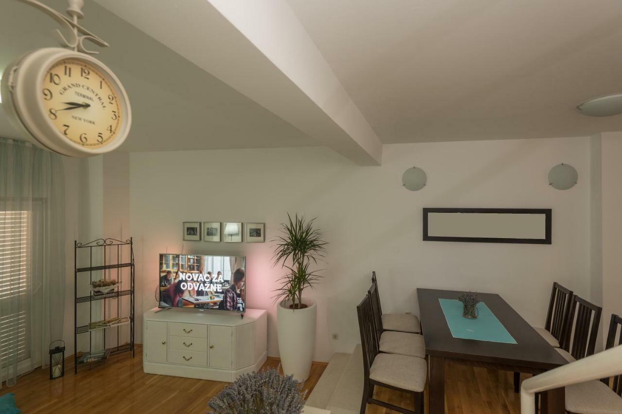 Apartament Andor - Lux, Two Beautiful Terraces With Sea & Sunset View Makarska Zewnętrze zdjęcie